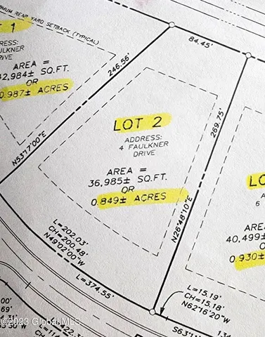 $1,100,000 | 4 Faulkner Drive, Halfmoon, NY 12188