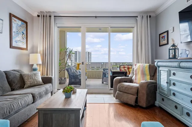 $585,000 | 122 Seascape Drive, Unit 404, Miramar Beach, FL 32550