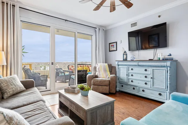 $585,000 | 122 Seascape Drive, Unit 404, Miramar Beach, FL 32550