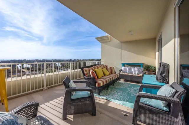 $585,000 | 122 Seascape Drive, Unit 404, Miramar Beach, FL 32550