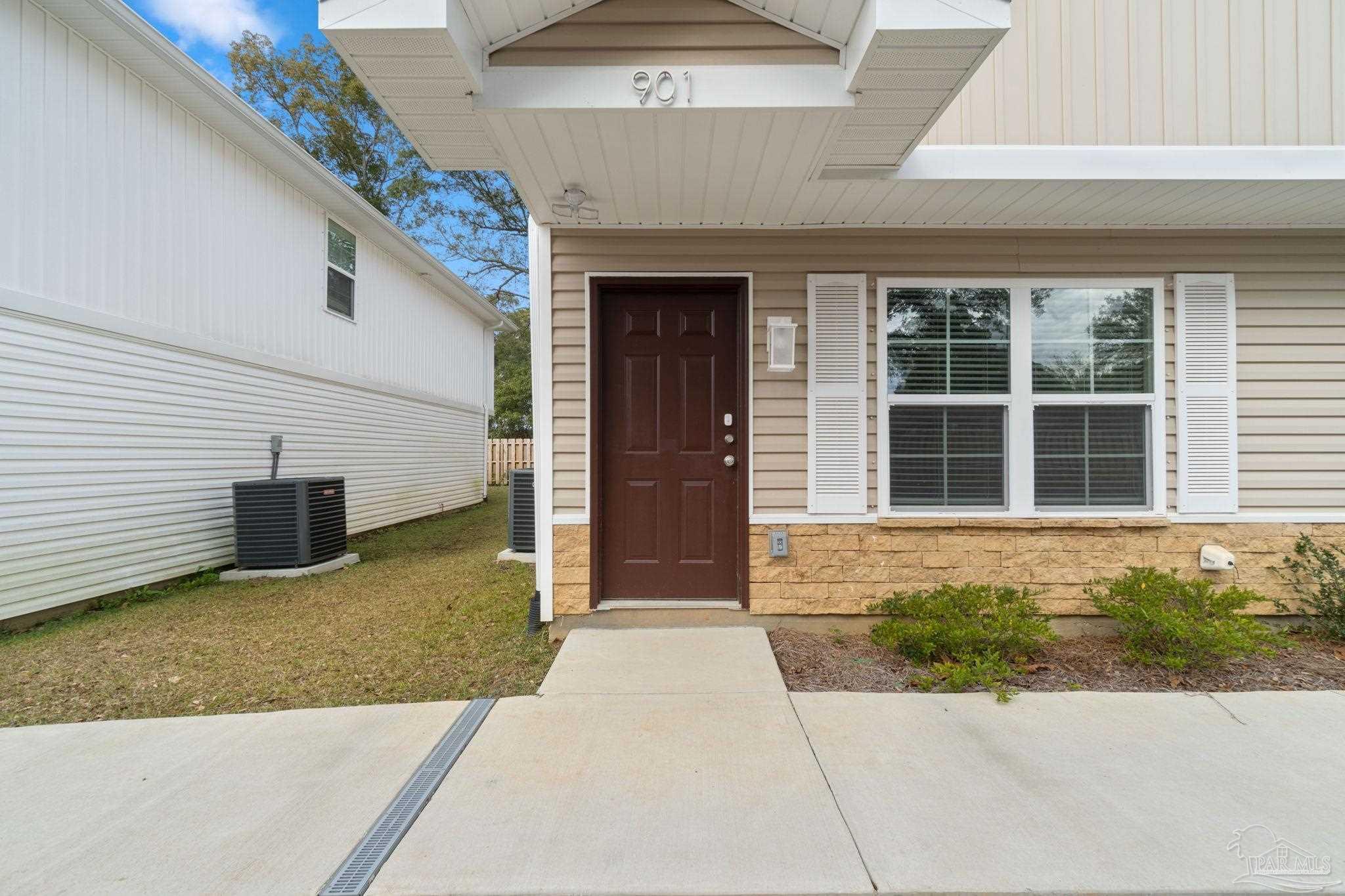 9906 Holsberry Road, Unit 902 Pensacola, FL 32534 - Photo 3 of 17