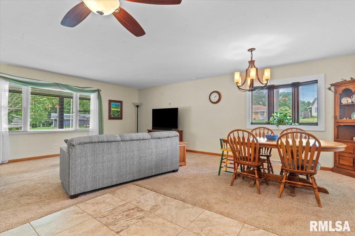 30 Greencastle Circle Springfield, IL 62712 - Photo 11 of 37 Gallery Image 11