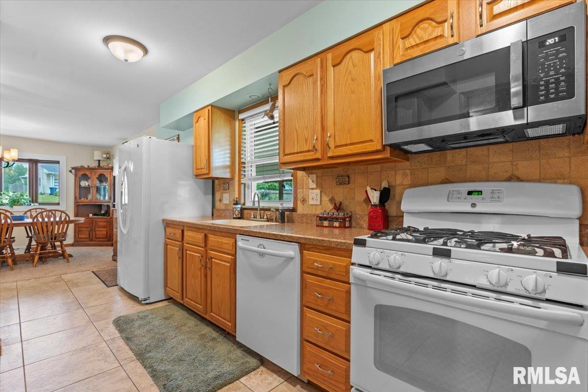 30 Greencastle Circle Springfield, IL 62712 - Photo 13 of 37 Gallery Image 13