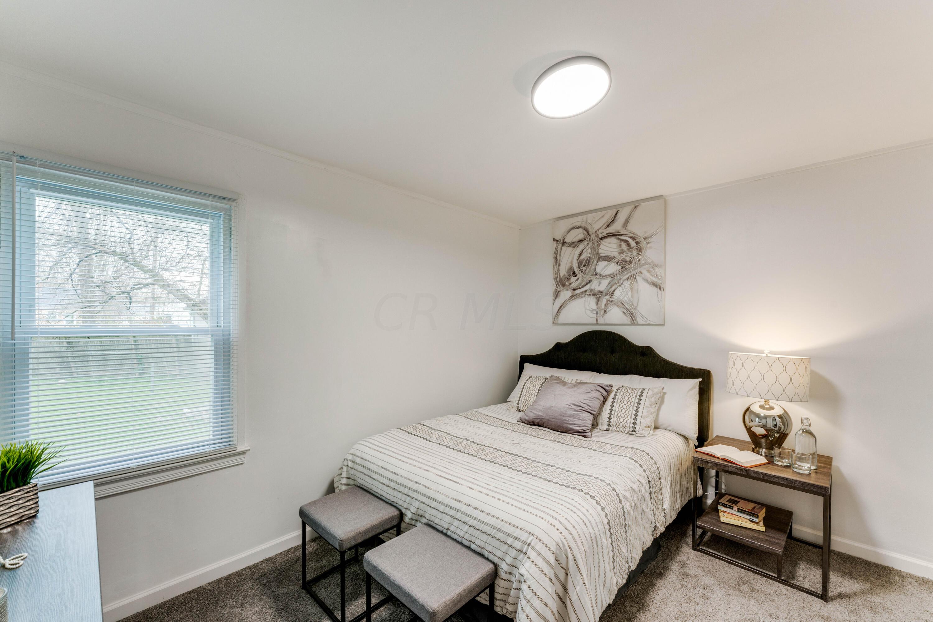 2385 Delbert Road Columbus, OH 43211 - Photo 9 of 27 17-dsc05668-dsc05670