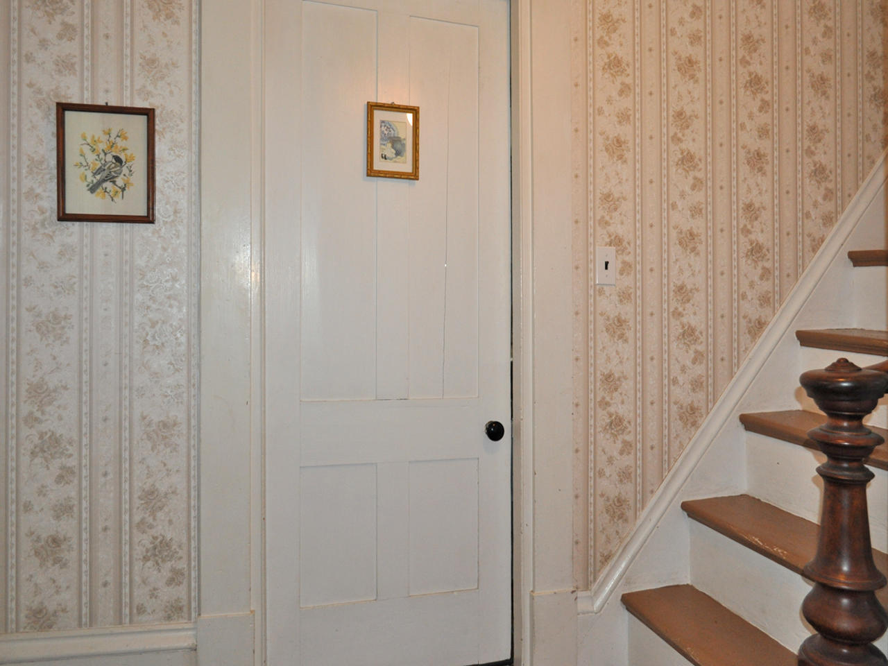 39 Baldwin Road Nobleboro, ME 04555 - Photo 14 of 34 Stairway 1280