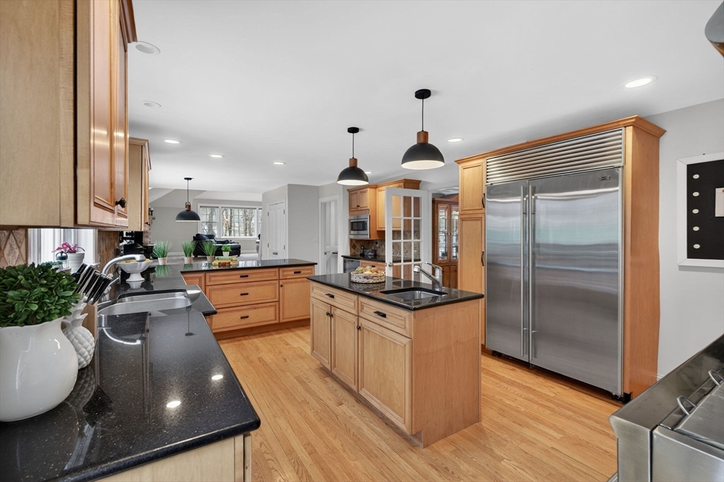 3 Seten Circle Andover, MA 01810 - Photo 6 of 42