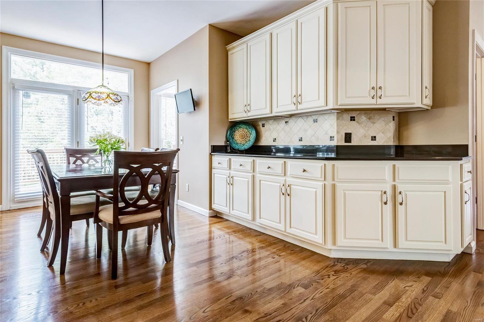 2103 Kehrs Mill Road Chesterfield, MO 63005 - Photo 24 of 68 Gallery Image 24
