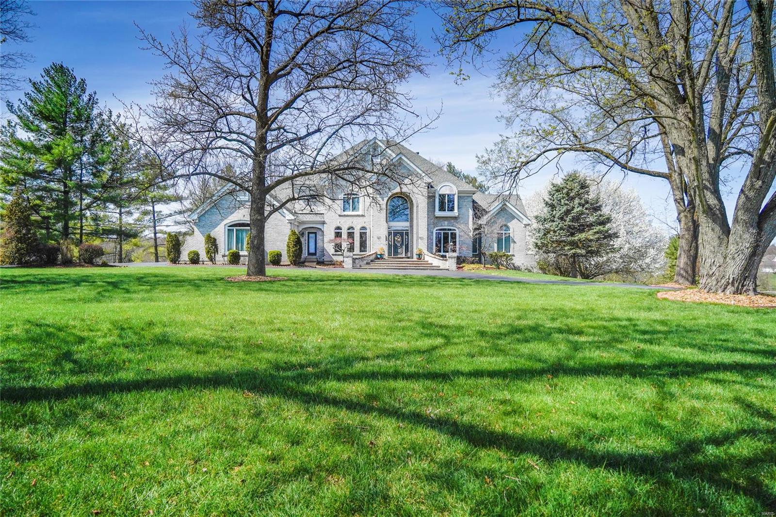 2103 Kehrs Mill Road Chesterfield, MO 63005 - Photo 6 of 68 Gallery Image 6