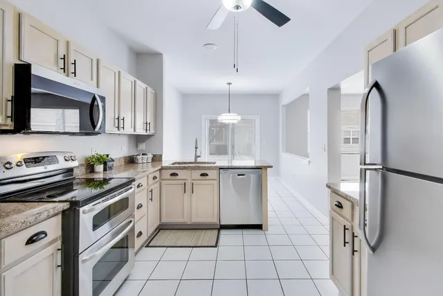 $309,900 | 21305 West Juniper Lane, Plainfield, IL 60544