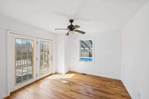 $849,000 | 221 East Montauk Highway, Hampton Bays, NY 11946
