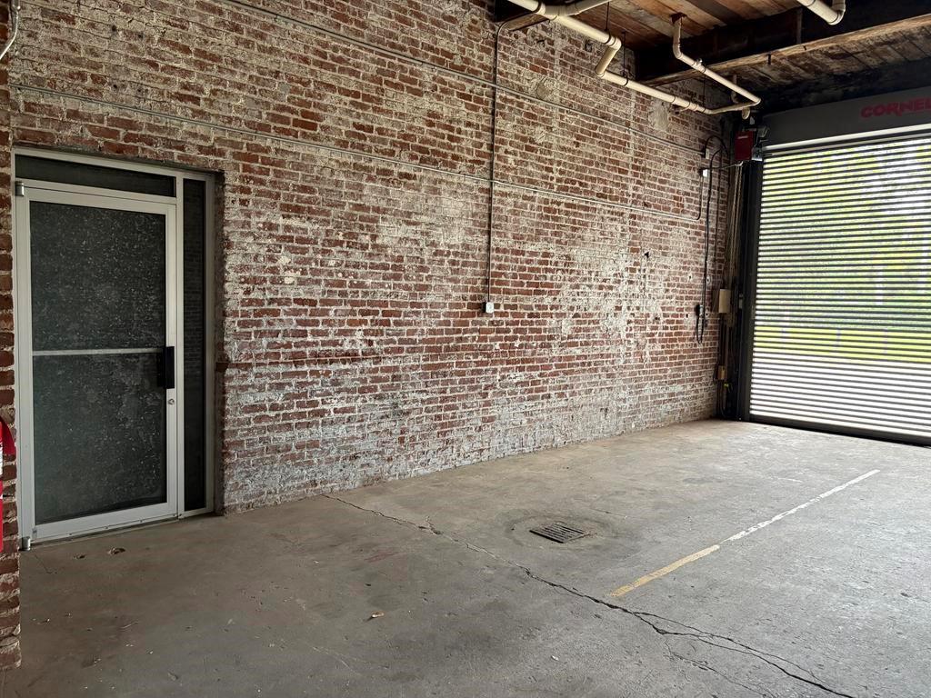 320 Martin Luther King Junior Drive Southeast, Unit 18A Atlanta, GA 30312 - Photo 15 of 15 a view of empty room with windows