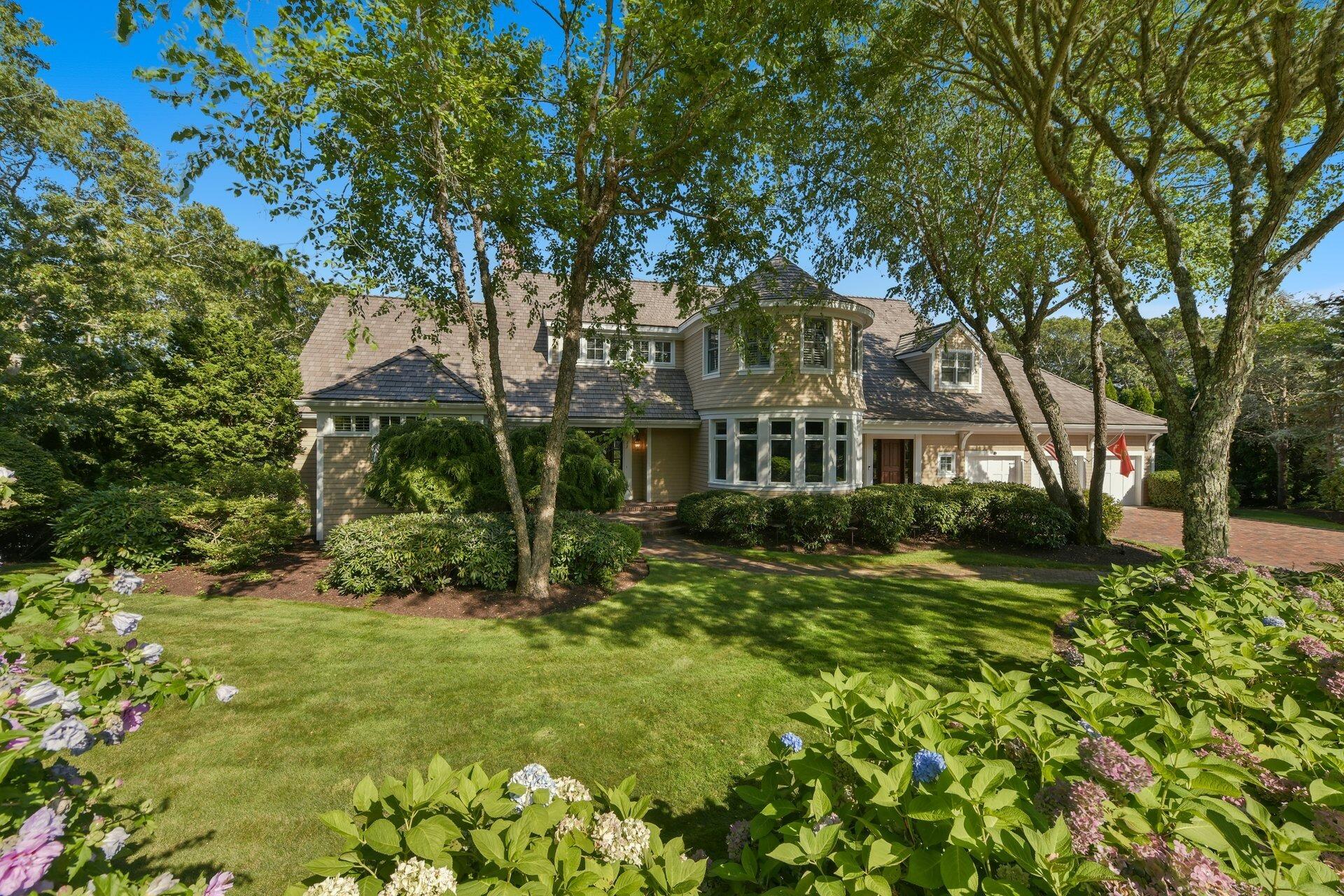37 Shoestring Bay Road Mashpee, MA 02649 - Photo 8 of 42 a view of a yard in front of house