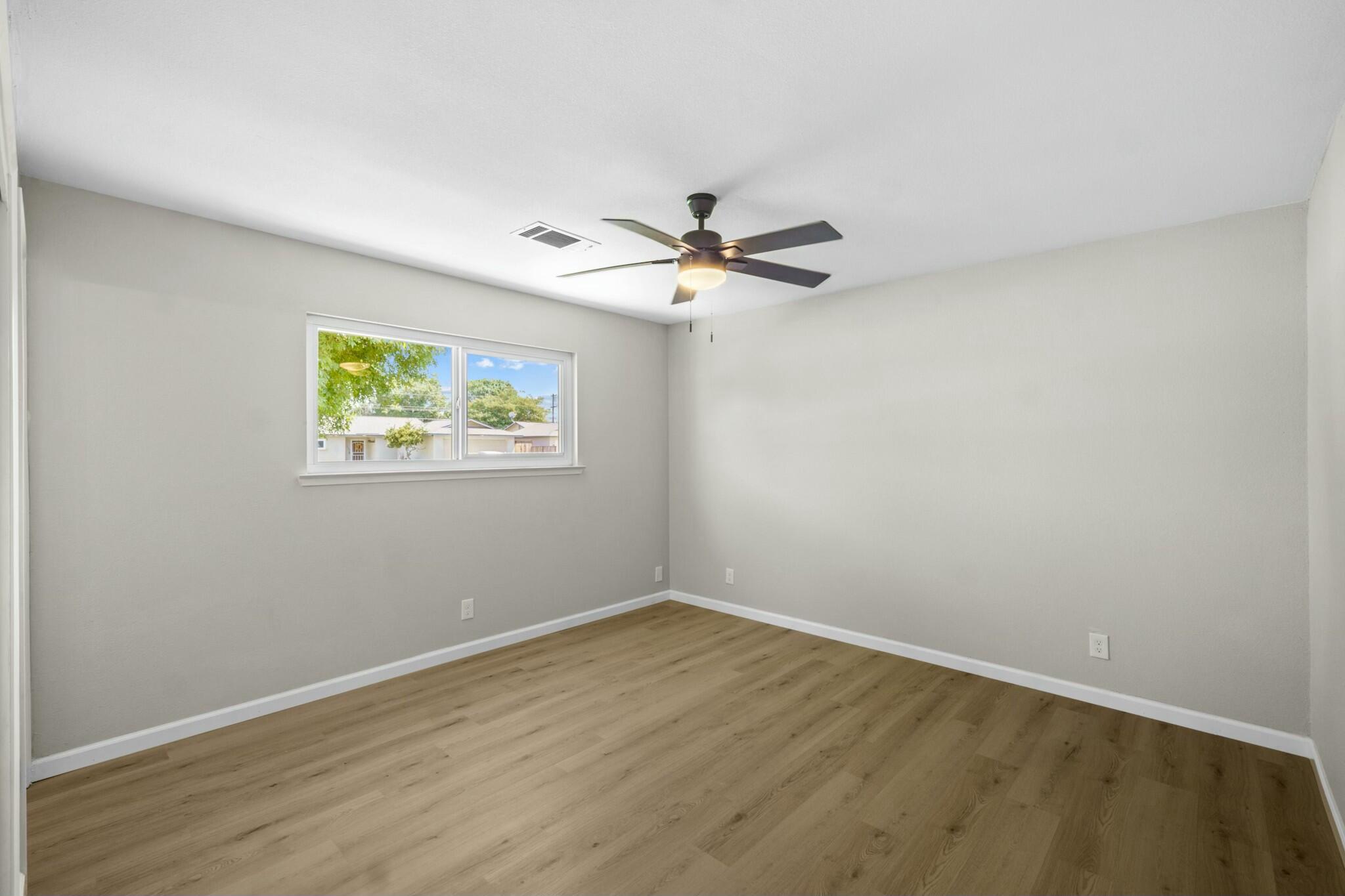441 West Spring Lane Lemoore, CA 93245 - Photo 19 of 33 tempImage0tPsjd