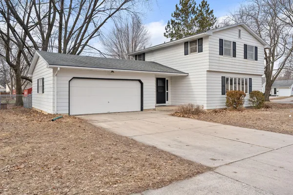 $247,000 | 400 17th Street Southwest, Austin, MN 55912