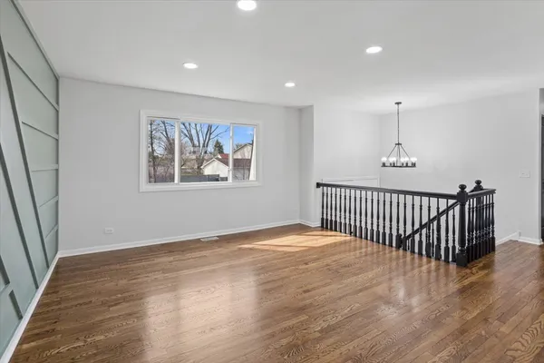 $394,999 | 112 Placid Avenue, Glendale Heights, IL 60139