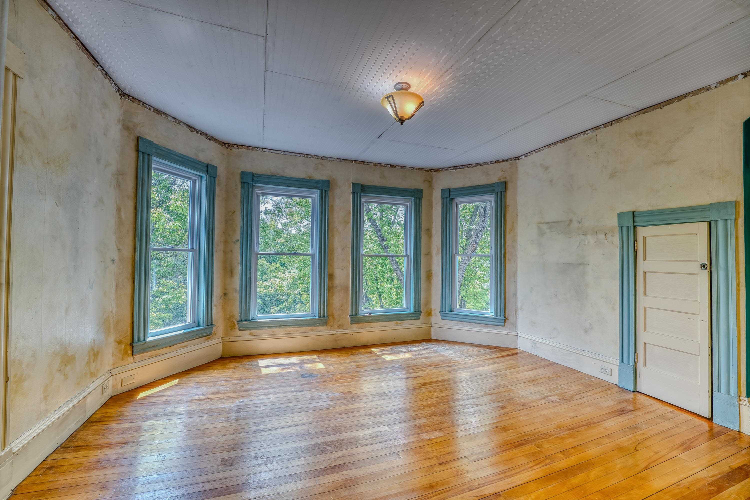 34 Union Street Littleton, NH 03561 - Photo 43 of 60