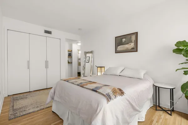 $4,600 | 1021 Grand Street, Unit 4E, Hoboken, NJ 07030