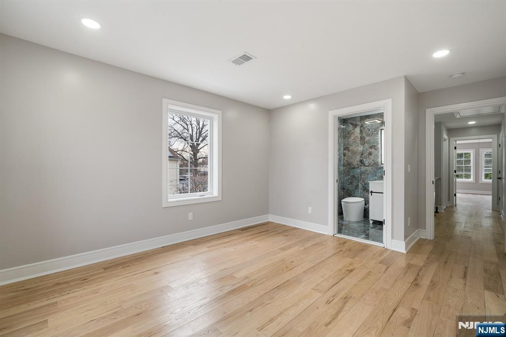 83 Madison Avenue Rochelle Park, NJ 07662 - Photo 18 of 21