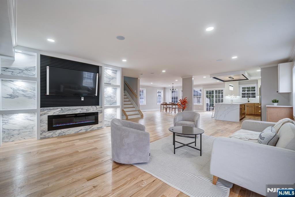 83 Madison Avenue Rochelle Park, NJ 07662 - Photo 4 of 21