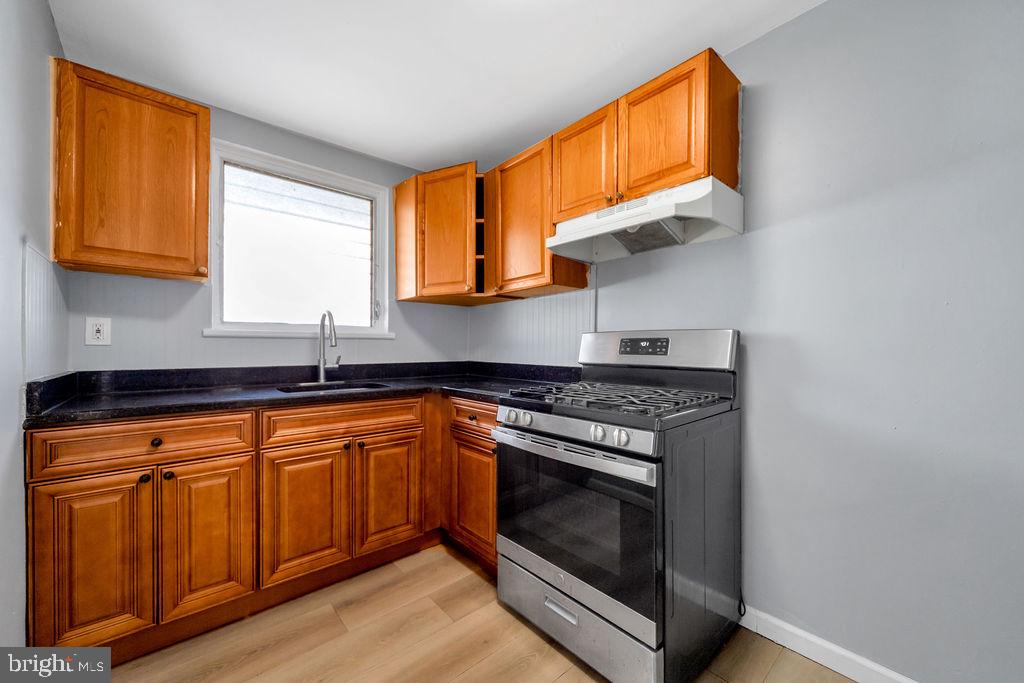 7247 Glenthorne Road Upper Darby, PA 19082 - Photo 8 of 24 Gallery Image 8