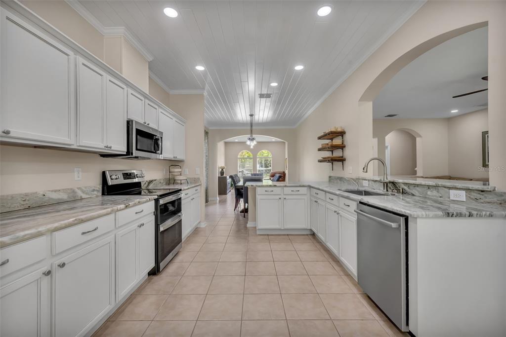 1502 Ashdown Court Sanford, FL 32771 - Photo 7 of 42