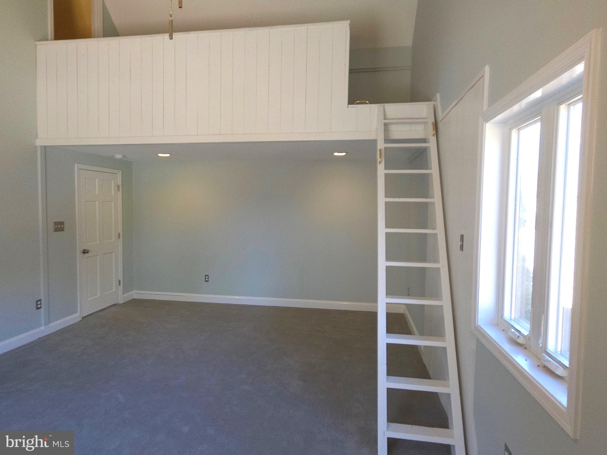 13256 Golden Drive Sumerduck, VA 22742 - Photo 24 of 27 a view of an empty room