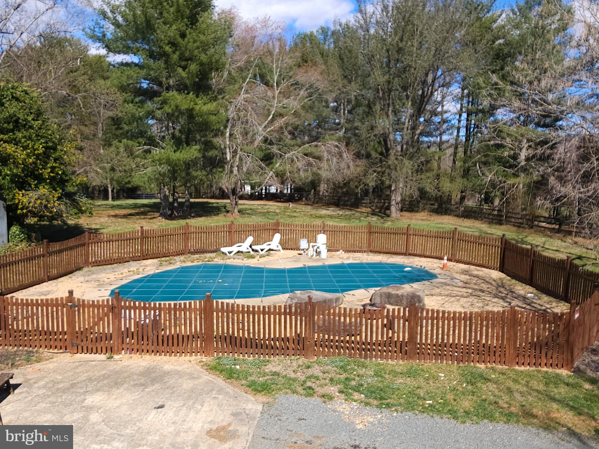 13256 Golden Drive Sumerduck, VA 22742 - Photo 5 of 27 a view of a tennis court