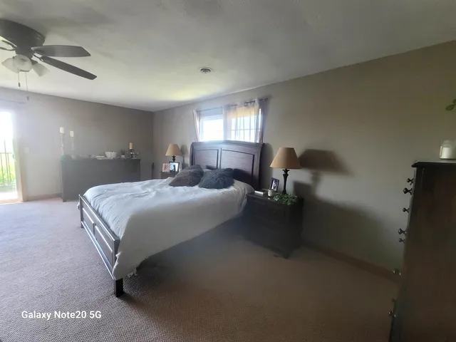 $460,000 | 7773 Porter Hill Road, Lancaster, WI 53813