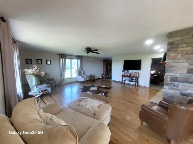 $460,000 | 7773 Porter Hill Road, Lancaster, WI 53813