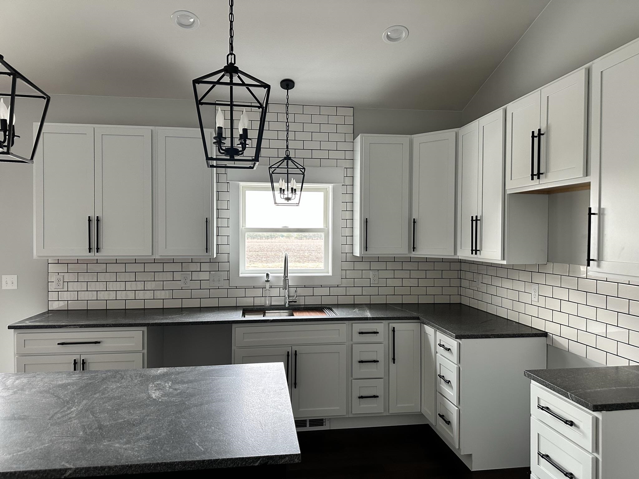 12419 North Elms Road Clio, MI 48420 - Photo 7 of 38 50104046-6.JPG