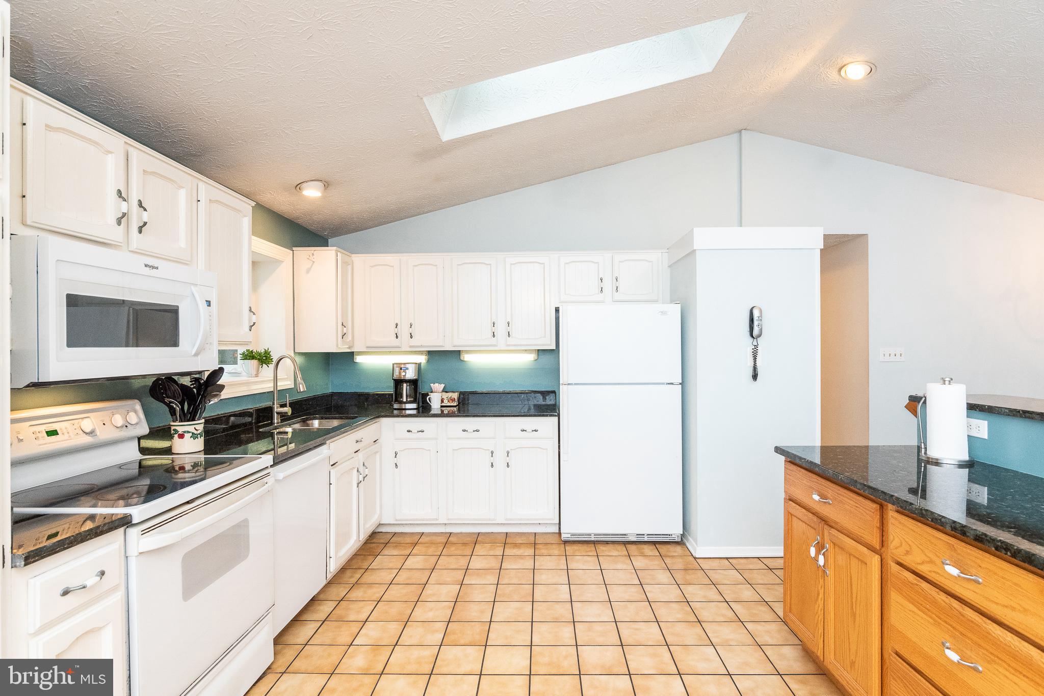 9416 Perglen Road Baltimore, MD 21236 - Photo 14 of 65