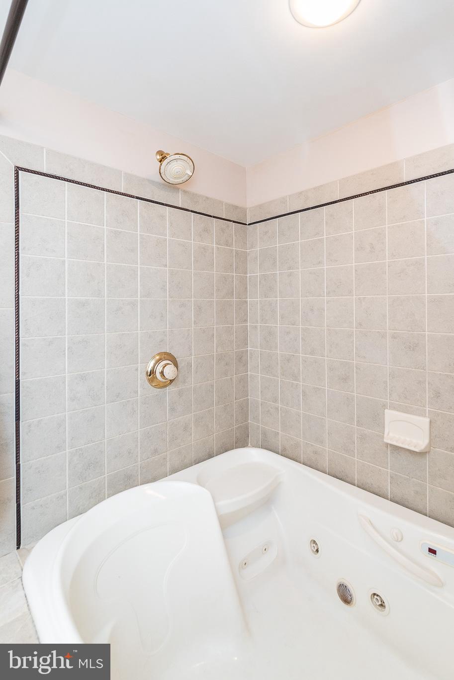 9416 Perglen Road Baltimore, MD 21236 - Photo 27 of 65 Master Bath