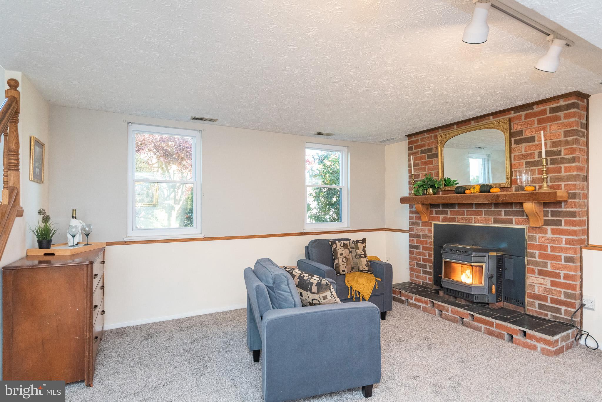 9416 Perglen Road Baltimore, MD 21236 - Photo 40 of 65 Family Room