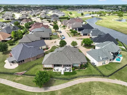 $849,900 | 2312 Marseilles Court, Granbury, TX 76048