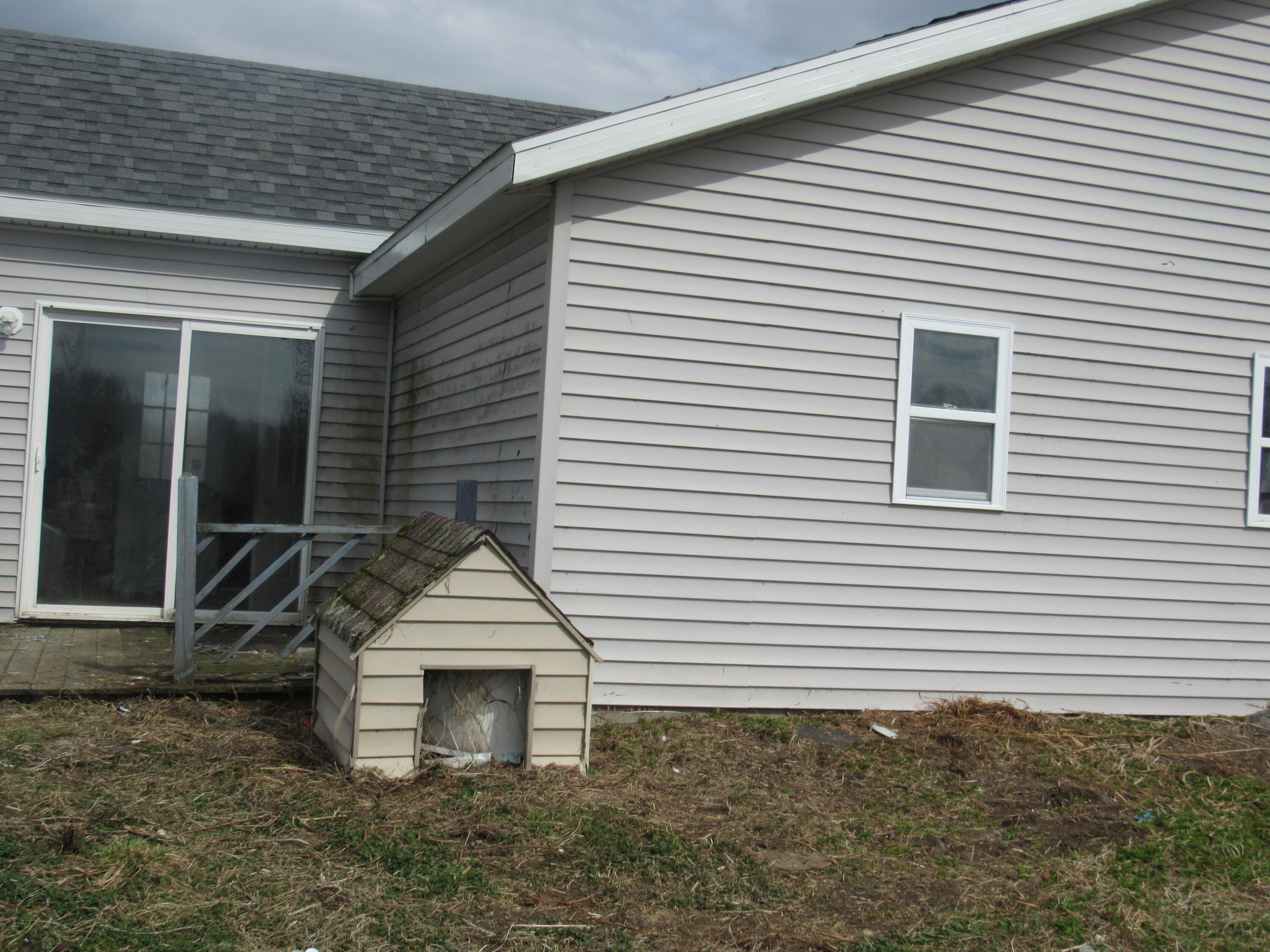 183 E Road Burke, NY 12917 - Photo 5 of 33 Back