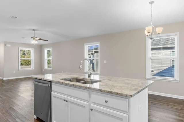 $260,000 | 145 4th Avenue, Crestview, FL 32539