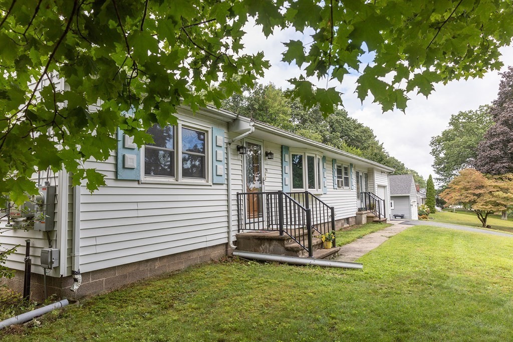 29 Brainard Road Wilbraham, MA 01095 - Photo 2 of 33 Gallery Image 2