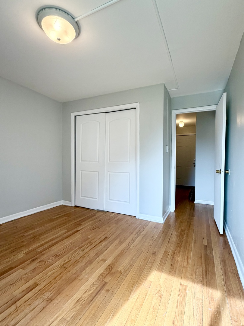 605 North Wolf Road, Unit 8E Hillside, IL 60162 - Photo 11 of 18