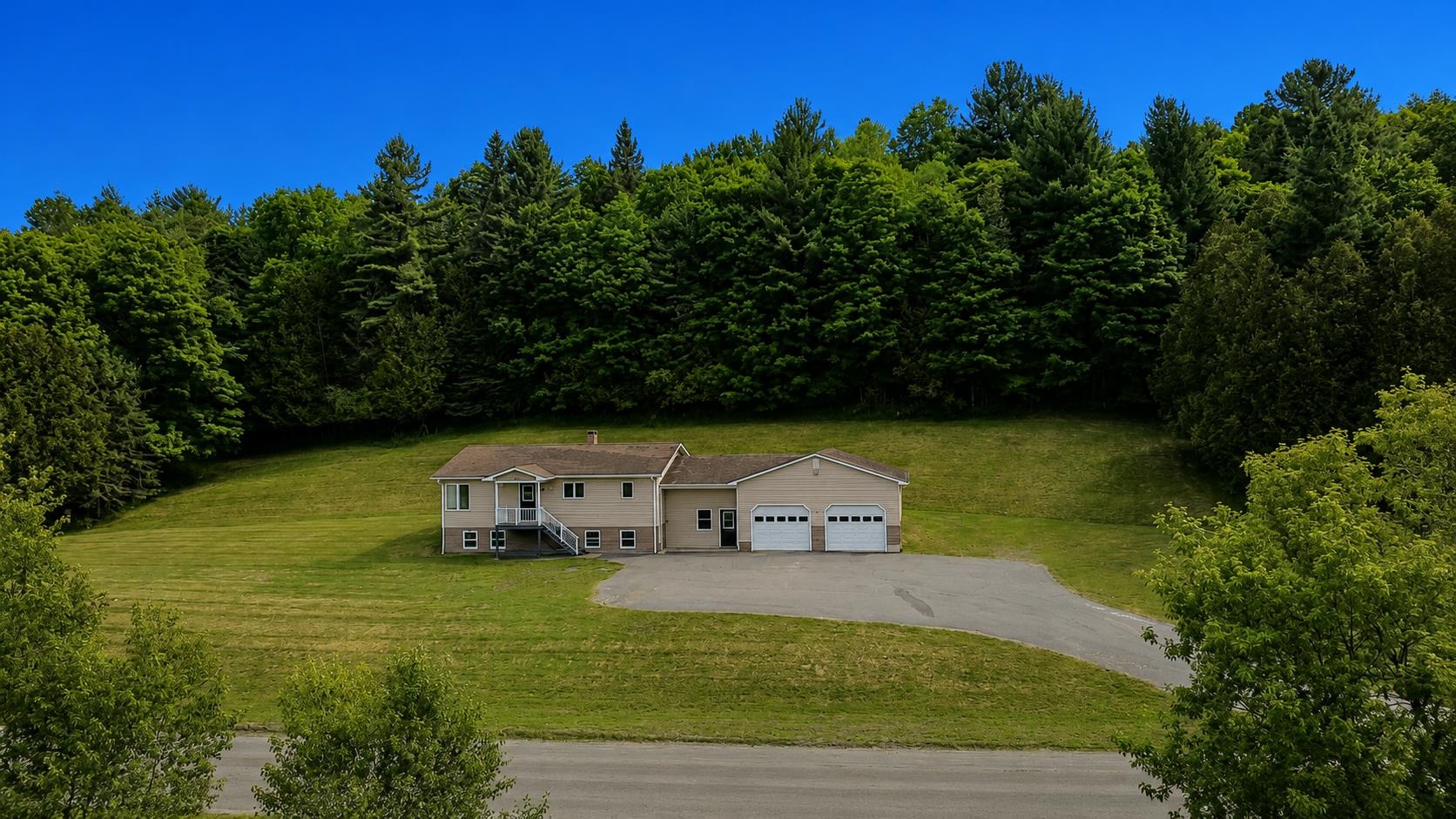 504 Fontaine Road Charleston, VT 05872 - Photo 2 of 30