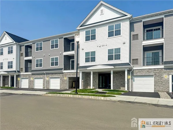 $2,850 | 30308 Radford Court, Old Bridge, NJ 08857