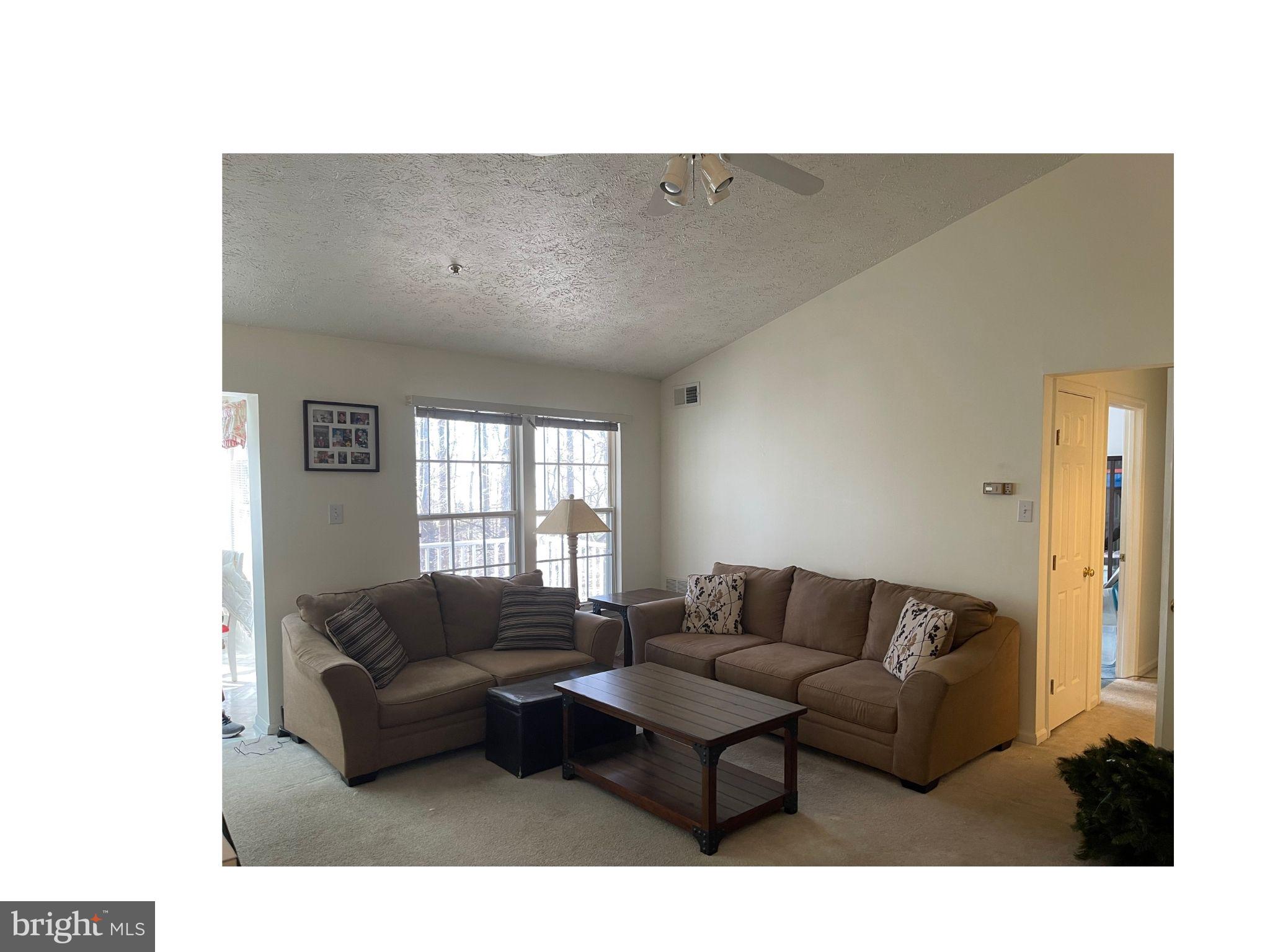 3103 Cardinal Way, Unit L Abingdon, MD 21009 - Photo 14 of 25 Living Room