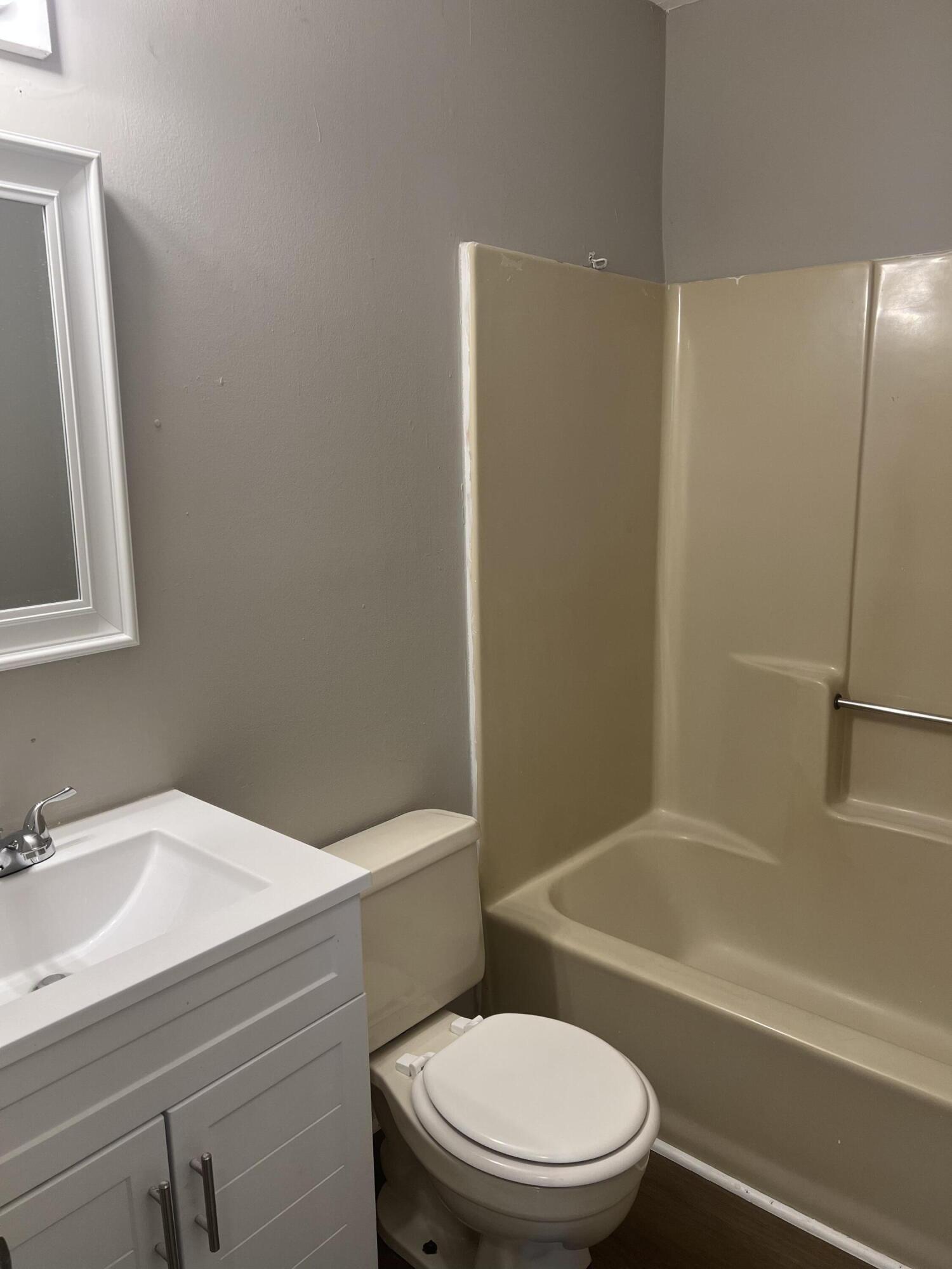 7736 Suzanne Drive North Charleston, SC 29418 - Photo 9 of 17 4DBBCCB5-E6DE-44B2-B06E-E44BCFC82AD0