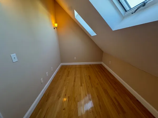 $4,450 | 10 Sherman Court, Somerville, MA 02145