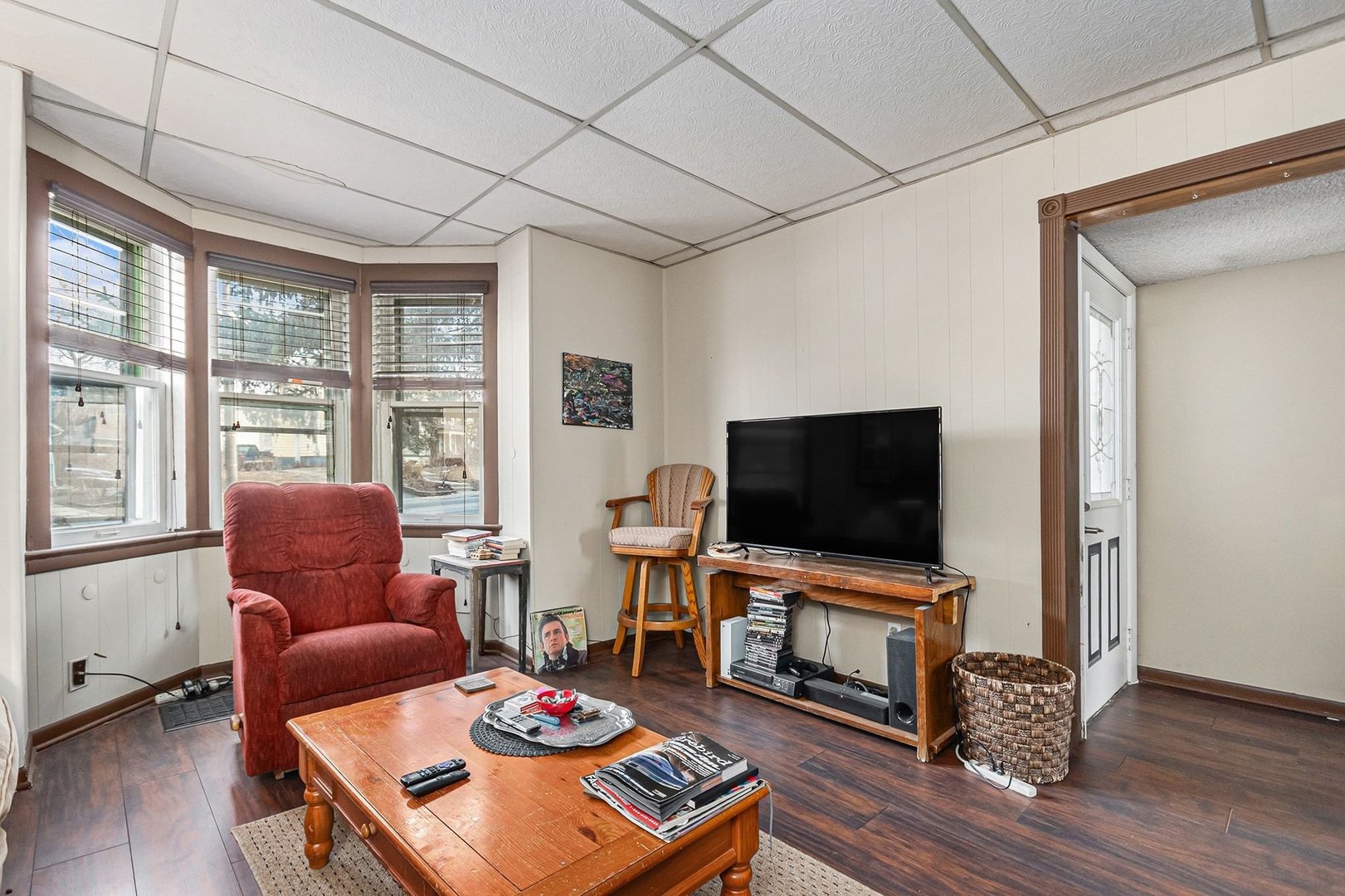 286 Villa Street Elgin, IL 60120 - Photo 4 of 17