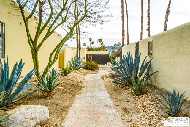 $539,000 | 1103 East Alejo Road, Palm Springs, CA 92262