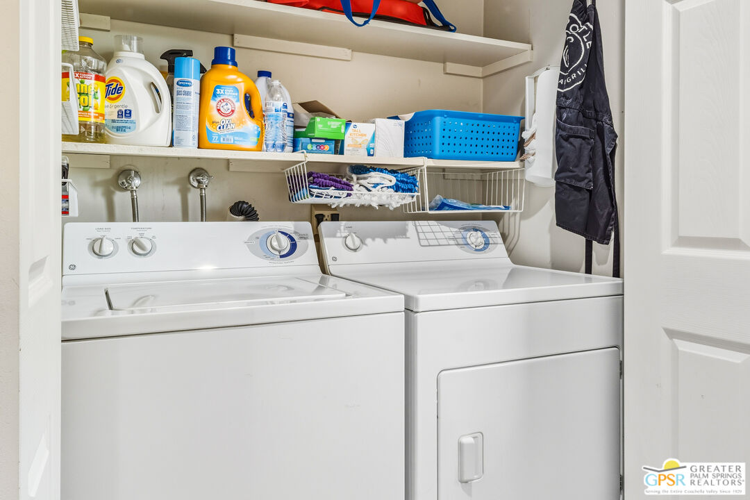 1103 East Alejo Road Palm Springs, CA 92262 - Photo 36 of 39 a utility room with dryer and washer