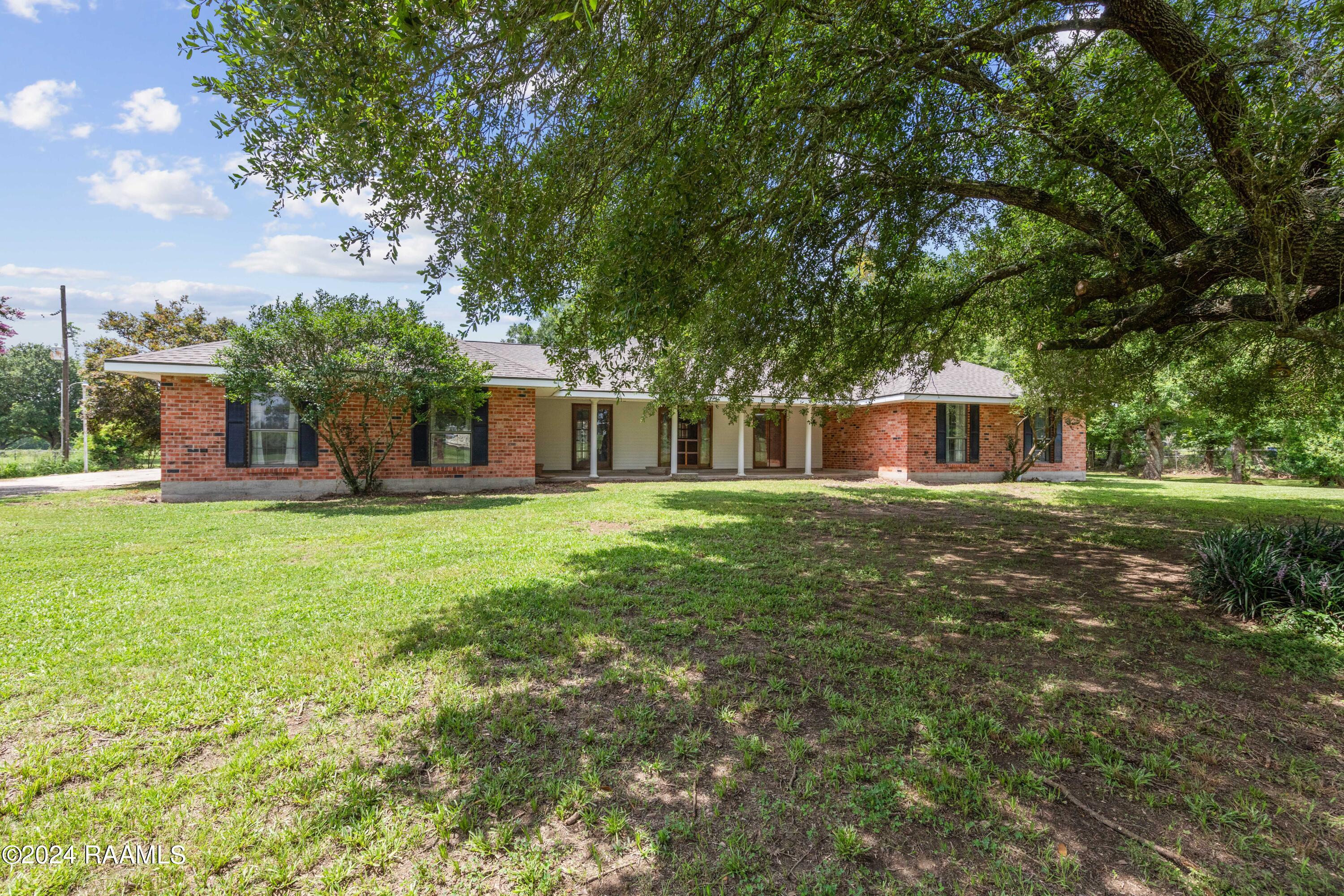 664 Don Guilbeau Road Arnaudville, LA 70512 - Photo 5 of 48