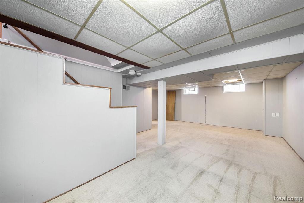24901 Ross Street Dearborn, MI 48124 - Photo 18 of 25