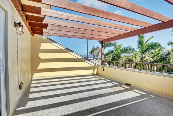 $4,750 | 3770 County Line Road, Unit C4, Tequesta, FL 33469