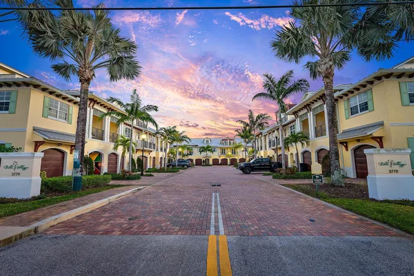 $4,750 | 3770 County Line Road, Unit C4, Tequesta, FL 33469